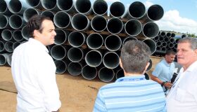 Paulo Câmara viaja ao Agreste e entrega conjunto de ações 