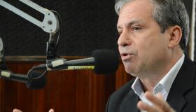 Tadeu diz trabalhar para trazer o PSB para o seu "leito histórico"