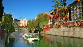 Embaixador Renato Mosca apresenta um pouco do histórico da Eslovênia