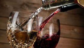 Especialista resume as bebidas que combinam com Páscoa