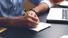 Controlar gastos está mais fácil para os brasileiros, segundo pesquisa