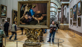 Museu do Louvre: o que ver e como entrar sem enfrentar uma fila quilométrica
