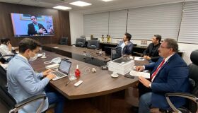 Alepe realiza videoconferência com Paulo Câmara