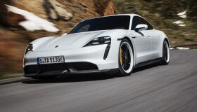 Porshe Taycan passa por recall