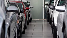 Santander e Webmotors adquirem empresas para fortalecer presença em mercado automotivo