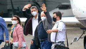 Lula aterrissa no Recife e terá jantar com Câmara neste domingo (15)