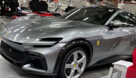 Flagra: primeiro SUV da Ferrari tem fotos vazadas na internet