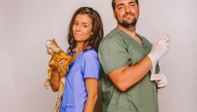 Casal de veterinários resgata animais na Ucrânia 