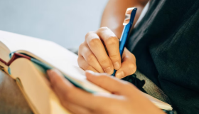 Pesquisa:como as famílias brasileiras enxergam o papel da escola e do educador no futuro