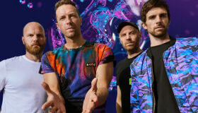 Coldplay anuncia novas datas de shows para 2023
