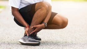 Lesões articulares nos joelhos e tornozelos se tornam mais frequentes no período carnavalesco