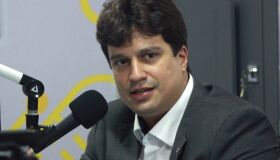 Alijado no PSB, mas com o ânimo em alta