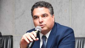 A falta de quórum na Assembleia Legislativa e a negociação das emendas