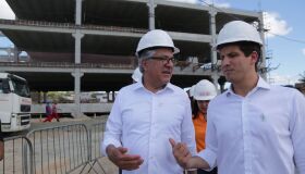 Ministro elogia prefeito e reforça recados para que o PT tome tenência