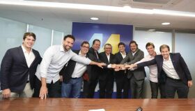 União Brasil na base de João Campos solidifica aliança com os Coelho de Petrolina