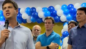 Em Petrolina, João Campos apoia reeleição de Simão Durando e consolida aliança com o grupo Coelho