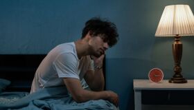 Antes de dormir: o horário da última refeição e os impactos na qualidade do sono