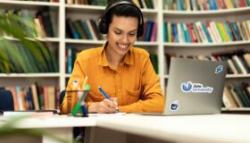 Instituição norte-americana oferece curso gratuito sobre programação; saiba como se inscrever