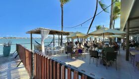 Réveillon no Catamaran terá open bar, open food, show de luzes e atrações musicais