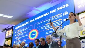 Raquel Lyra instiga prefeitos e prefeitas a construírem cidades sólidas