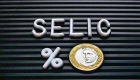 Taxa Selic de 15% prolonga crise das pequenas empresas