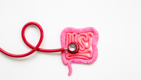 Março Azul: alimentação saudável é aliada na prevenção do câncer colorretal