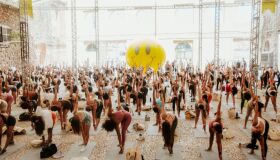 Dove proporciona experiência de bem-estar em evento que une dança, yoga e esportes