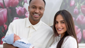 Thiaguinho e Carol Peixinho encantam ao postar fotos com Bento: 'Agora somos três'