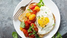 Ovo: benefícios, nutrição e o que você precisa saber sobre colesterol