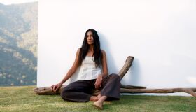 Renner lança coleção feita com algodão agroflorestal, plantado sem uso de agrotóxicos, por famílias da Baixada Cuiabana