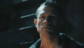 O horror de Ed Gein e o esgotamento do olhar de Ryan Murphy