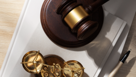 O que é a prática jurídica, e por que ela é exigida em concursos públicos do Direito?