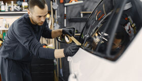 Como usar o 13º salário para renovar a aparência do seu carro