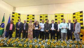 Luciano Duque recebe título de cidadão pesqueirense 