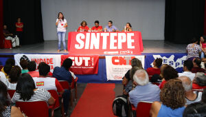 Justiça dobra multa ao Sintepe por descumprimento de liminar que proíbe greve; valor é de R$ 100 mil