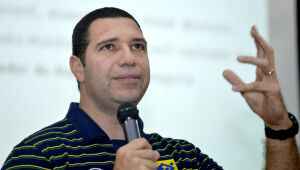 Agora técnico, Marcelo Negrão se inspira em Zé Roberto e Bebeto de Freitas