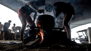 Fome ainda atinge 8,6 milhões no Brasil. Patamar recua em 5 anos, mas é maior do que há uma década