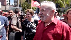 Lula faz defesa de Dilma e diz que não vai governar com raiva nem buscar vingança