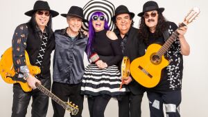 Moraes Moreira é celebrado em reencontro em live dos Novos Baianos
