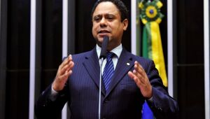 Relator diz que veto a desoneração foi erro e Maia fala que Congresso pode derrubar