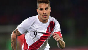 Sport demonstra interesse em contratar atacante Guerrero, diz portal peruano