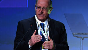 Alckmin afirma que governo cumprirá 'rigorosamente' o arcabouço fiscal