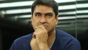 Após deixar Globo, Zeca Camargo assina contrato com a Band