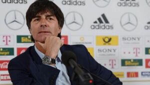 Joachim Löw tem intenção de voltar a treinar após a Copa