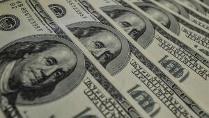 Dólar cai para R$ 5,2780 após alta na Selic e Bolsa sobe 0,30%