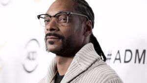 Rapper Snoop Dogg exalta batata de Marechal em rede social; veja vídeo
