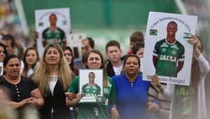 Justiça dos EUA estipula indenização de R$ 4,8 bi para vítimas do voo da Chape