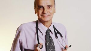 "A criação do SUS foi a maior revolução da medicina brasileira", diz Drauzio Varella