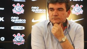 Justiça bloqueia contas bancárias e penhora automóveis do Corinthians