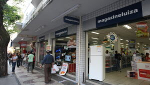 Magalu compra mais uma empresa e anuncia entrega em até 1 hora